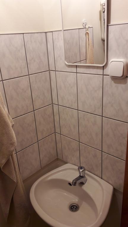 Berger Pince Es Vendeghaz Hotel Csaszartoltes Luaran gambar
