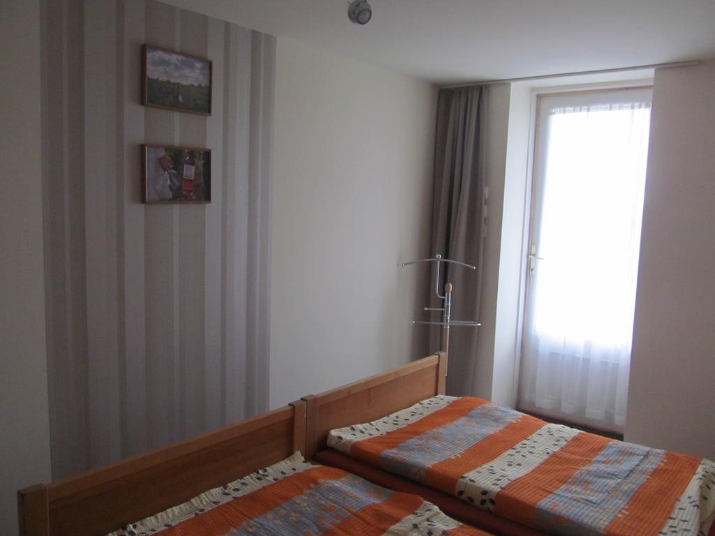 Berger Pince Es Vendeghaz Hotel Csaszartoltes Luaran gambar